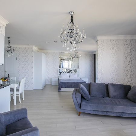 Tina'S Apartments With Panoramic Sea View Batumi Esterno foto