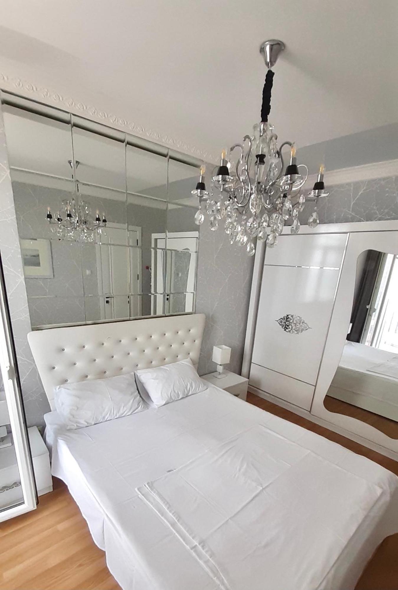 Tina'S Apartments With Panoramic Sea View Batumi Camera foto